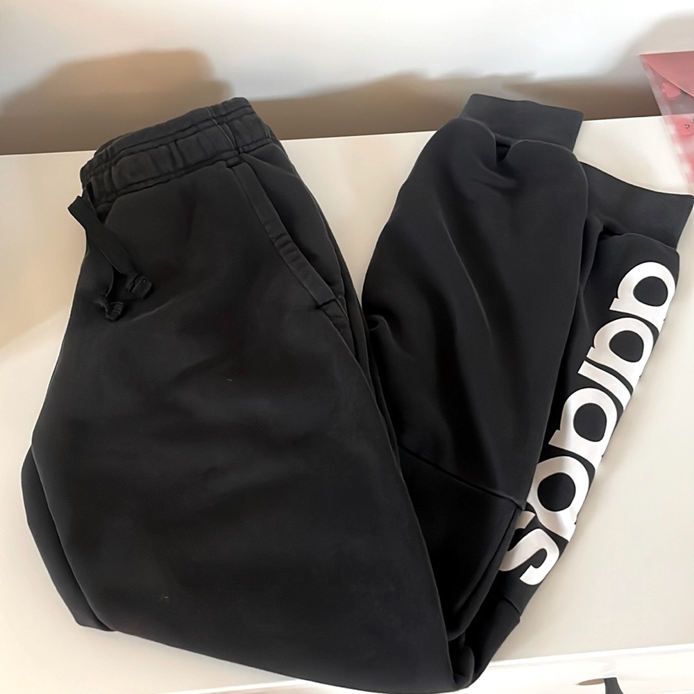 Adidas sweatpants